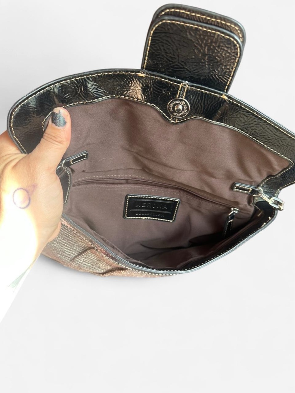 Vintage 2000s Merona Taupe and Black Shoulder Bag with Buckle and Chain Strap - Picture 6 of 8